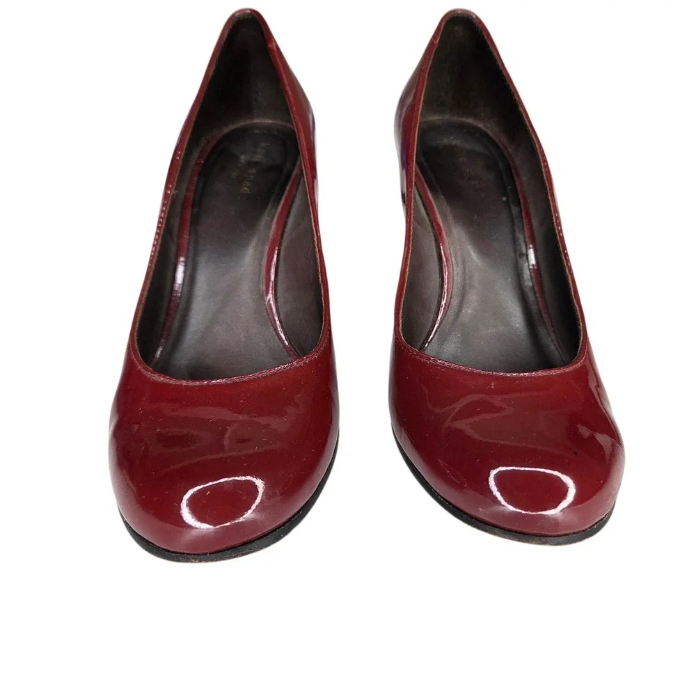 Kate Spade New York Burgundy Patent Leather Wedge Pumps Round Toe Size 7.5M